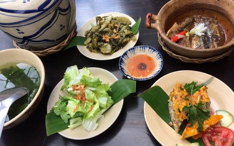 Lá Chuối - Ẩm Thực Việt - Trần Phú 21/9 Trần Phú, P. 3, Phường 1, Thành phố Đà Lạt, Lâm Đồng | riviu.vn Lá Chuối - Ẩm Thực Việt - Trần Phú 21/9 Trần Phú, P. 3, Phường 1, Thành Phố Đà Lạt, Lâm Đồng | Riviu.Vn